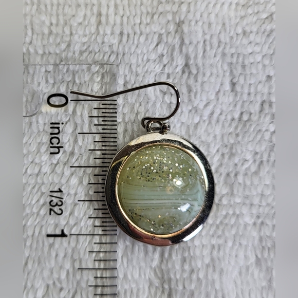 CATO Light Sage and Silver Necklace and Dangle Earrings / Pierced - Picture 4 of 5